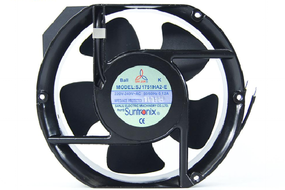 <b>搭配不同的電器功能需求，三巨電機(jī)散熱風(fēng)扇提供高效解決方案</b>